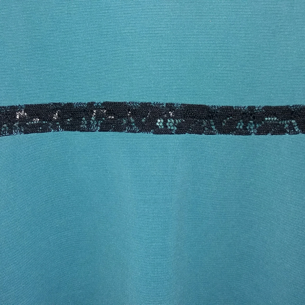 Dress - Picture 3 of 6